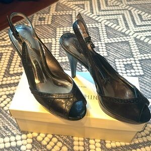Beautiful Marc Fisher black leather high heel open toe sling back shoe size 7.5